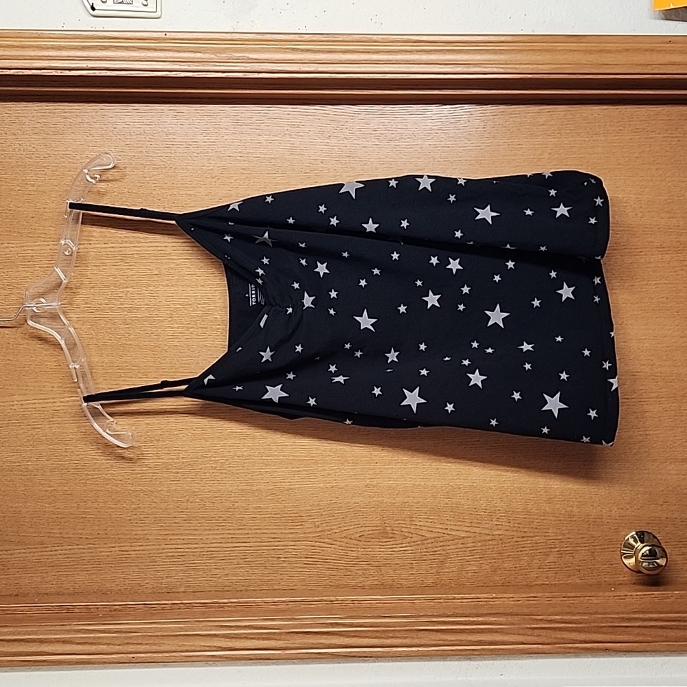 Gently Used Wmn's Torrid Silver Star Black Cami Sz 5